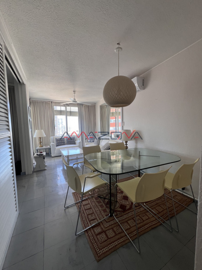 Apartamento ID.4872 - Punta del Este-2 dormitorio-Vista al Puerto- Edificio Lafayette