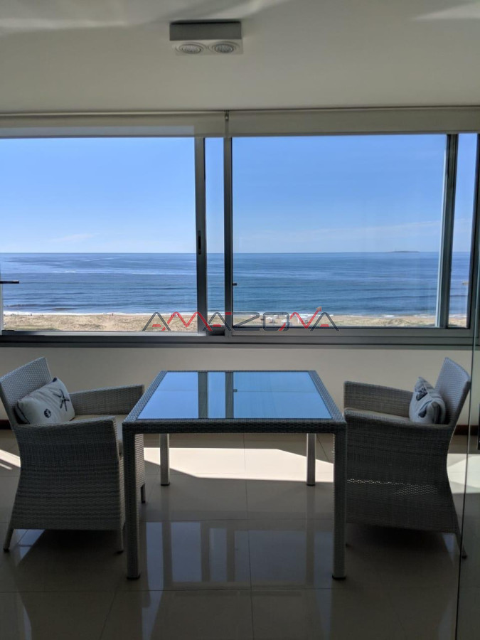 Apartamento ID.5770 - Tiburon 3, 4 dormitorios, playa brava, Punta del Este, piscina, mucama, servicio de playa cancha de tenis