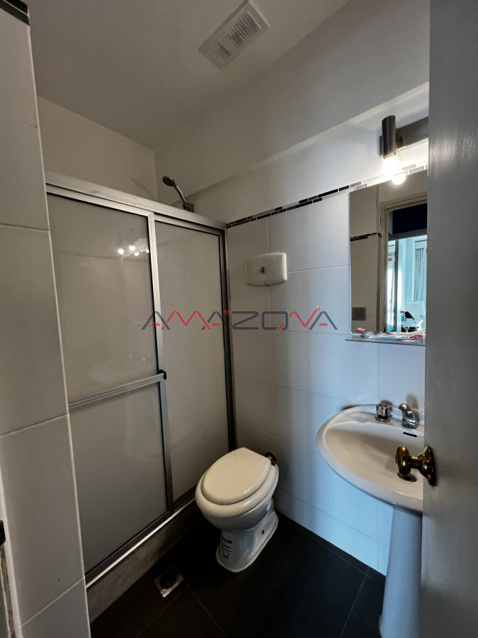 Apartamento ID.5510 - Edificio Lafayette 2 dormitorios 2 baños espectacular vista, totalmente despejada.