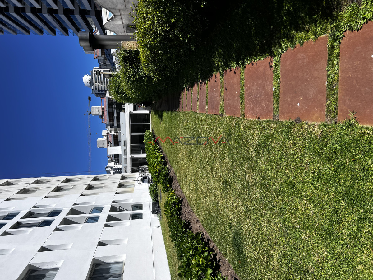 Apartamento ID.5726 - Venta Brava- Punta del Este;  4 dormitorios; 4 baños; piscina; loza radiante. Ideal para todo el año