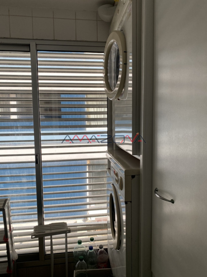 Apartamento ID.5070 - Edificio Varadero. Puerto Puerto Punta del Este, 4 dormitorios 3 baños y toilette. Estufa a leña. 