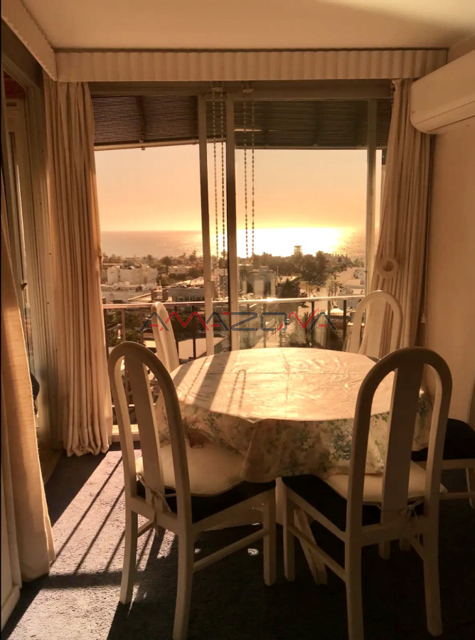 Apartamento ID.5510 - Edificio Lafayette 2 dormitorios 2 baños espectacular vista, totalmente despejada.