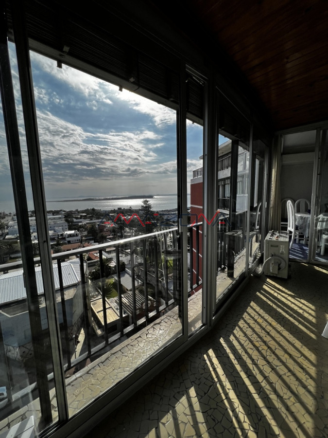 Apartamento ID.5510 - Edificio Lafayette 2 dormitorios 2 baños espectacular vista, totalmente despejada.