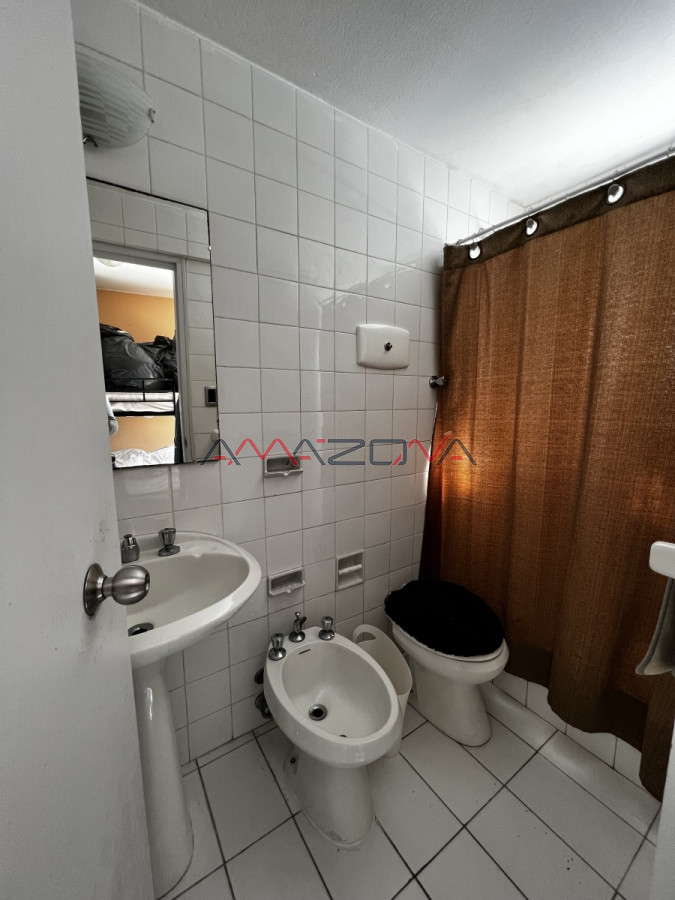 Apartamento ID.5462 - Excelente apartamento en la zona del puerto, con piscina, cancha de tenis y mucama diaria 