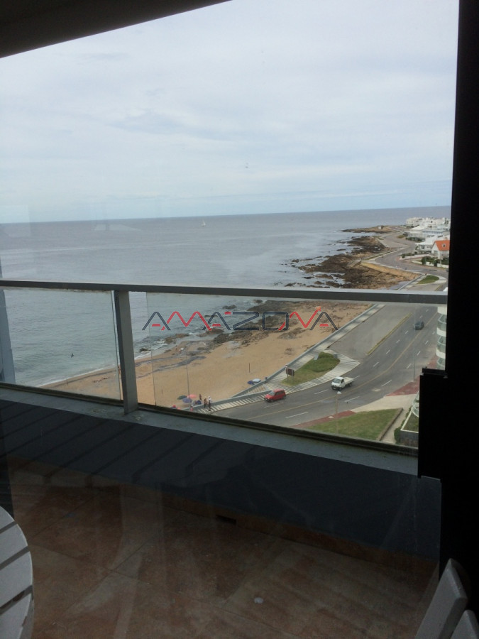 Apartamento ID.5462 - Excelente apartamento en la zona del puerto, con piscina, cancha de tenis y mucama diaria 
