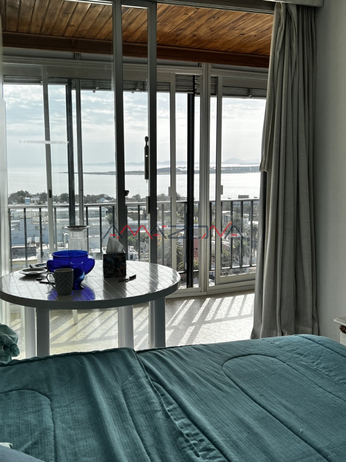 Apartamento ID.5510 - Edificio Lafayette 2 dormitorios 2 baños espectacular vista, totalmente despejada.