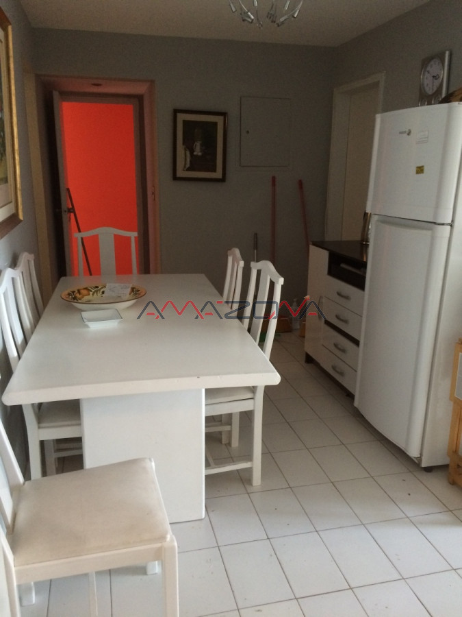 Apartamento ID.5462 - Excelente apartamento en la zona del puerto, con piscina, cancha de tenis y mucama diaria 