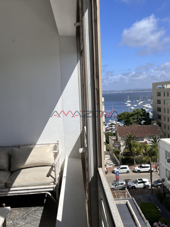Apartamento ID.5345 - 2 dormitorios, garaje, balcon, wifi, mucama diaria.