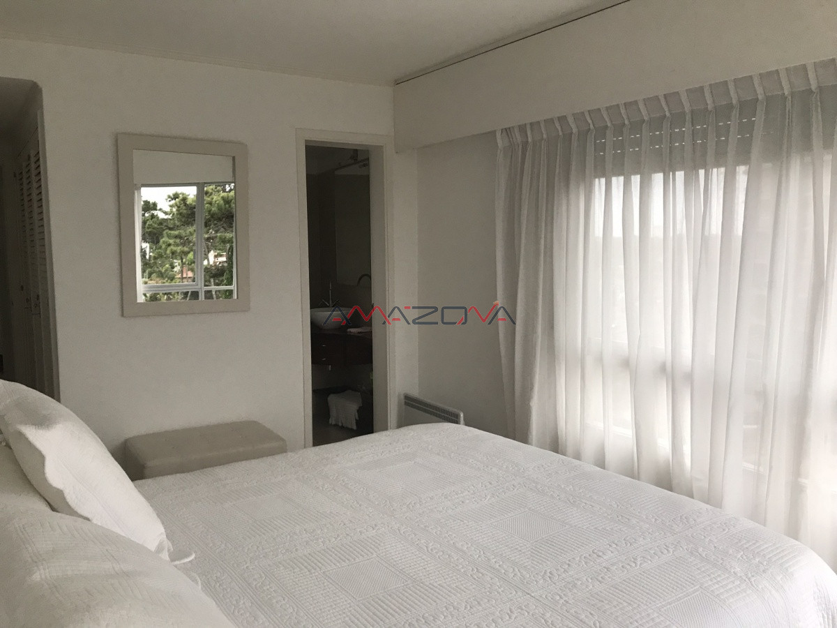 Apartamento ID.5316 - Dormar: 3 Dormitorios, 3 baños, mucama diaria, piscina, frente al shopping