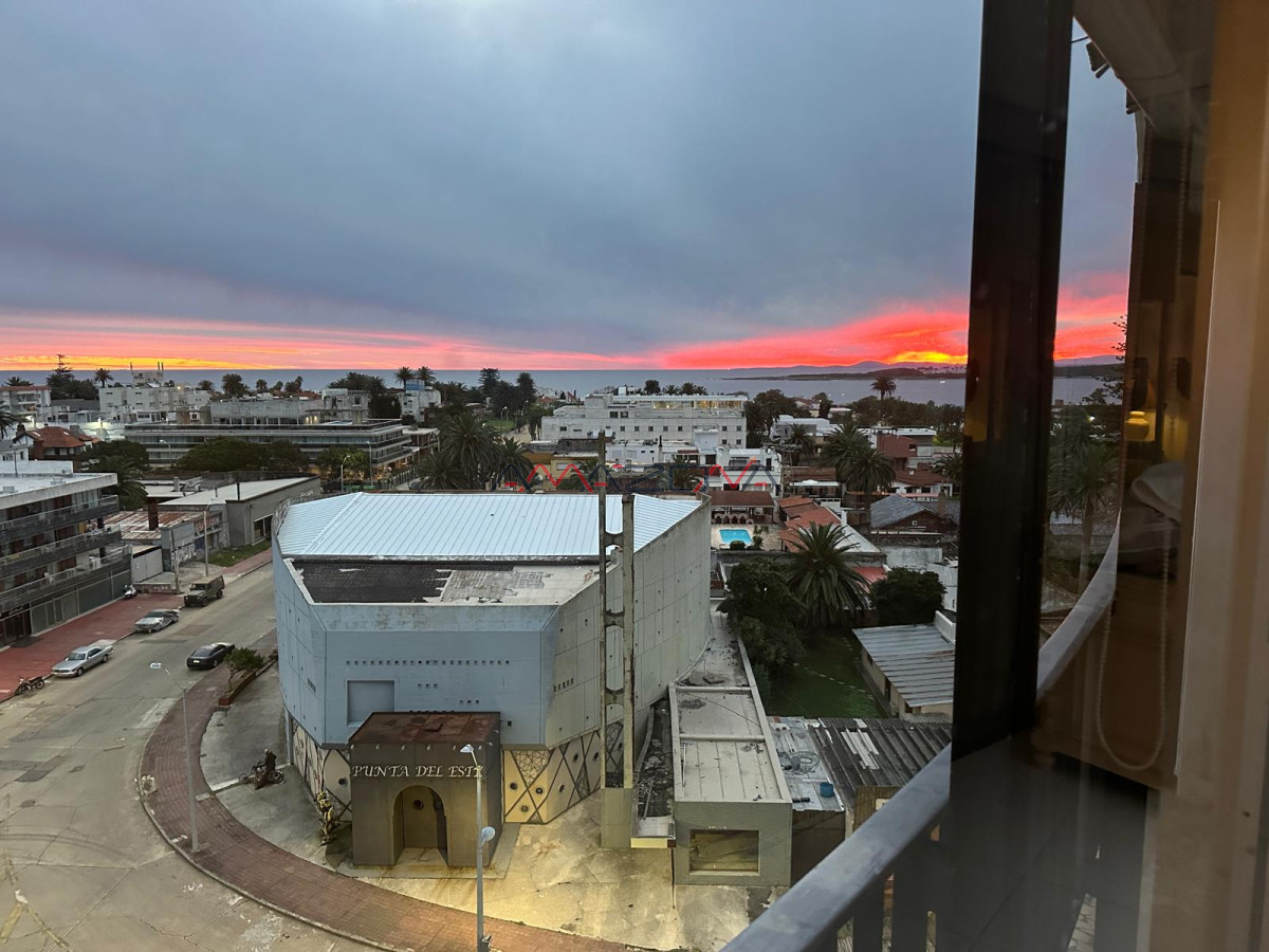 Apartamento ID.5515 - Lafayette Península, zona puerto 2 dorm 2 baños 