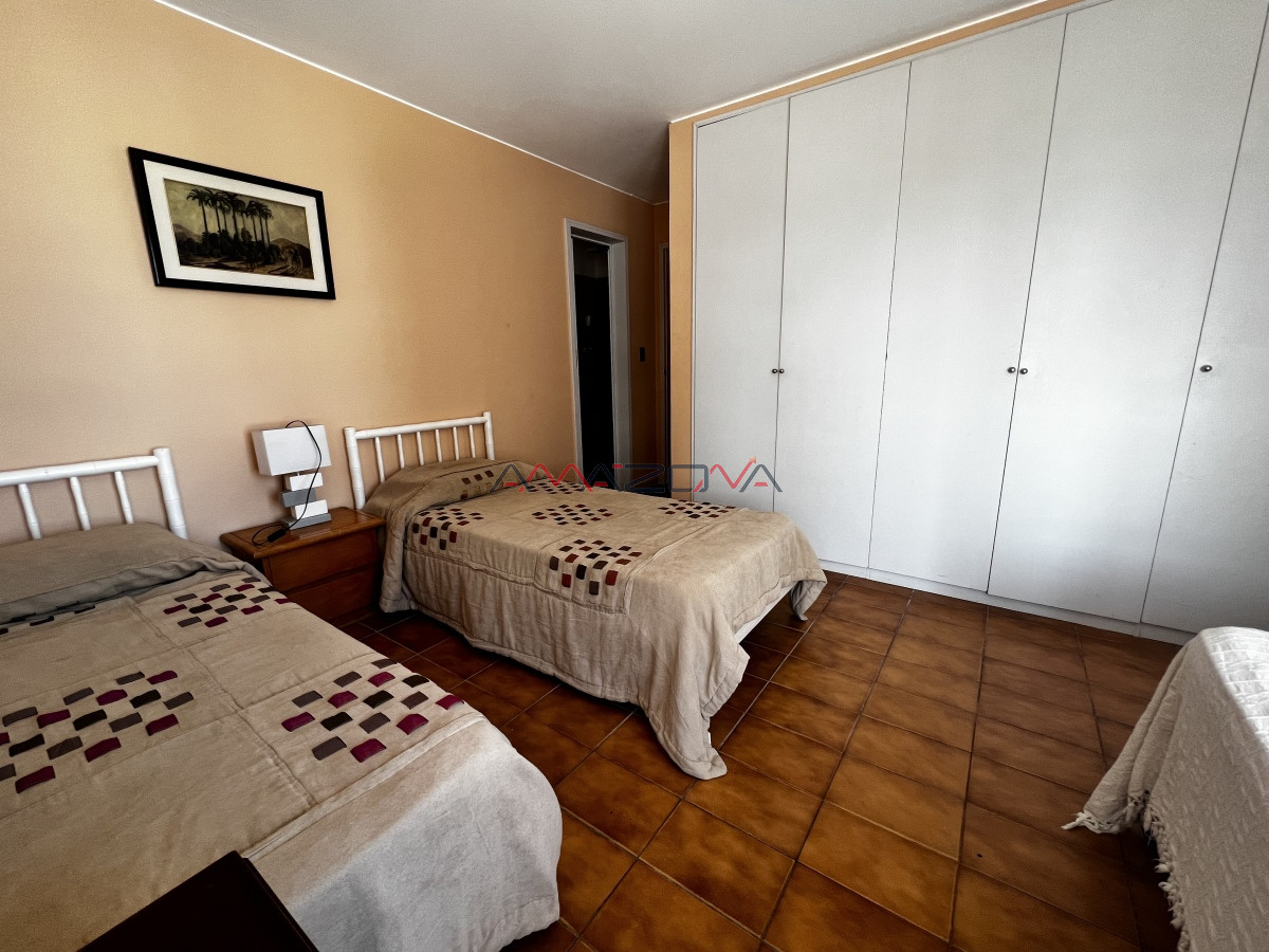 Apartamento ID.5462 - Excelente apartamento en la zona del puerto, con piscina, cancha de tenis y mucama diaria 