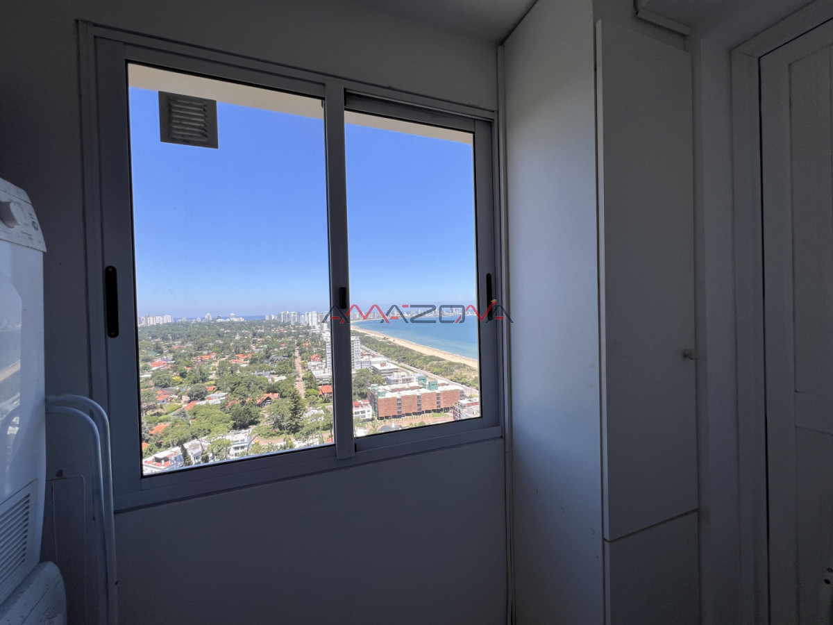 Apartamento ID.5780 - VENTA LE JARDIN RESIDENCE - ESQUINERO- MANSA-PUNTA DEL ESTE. 