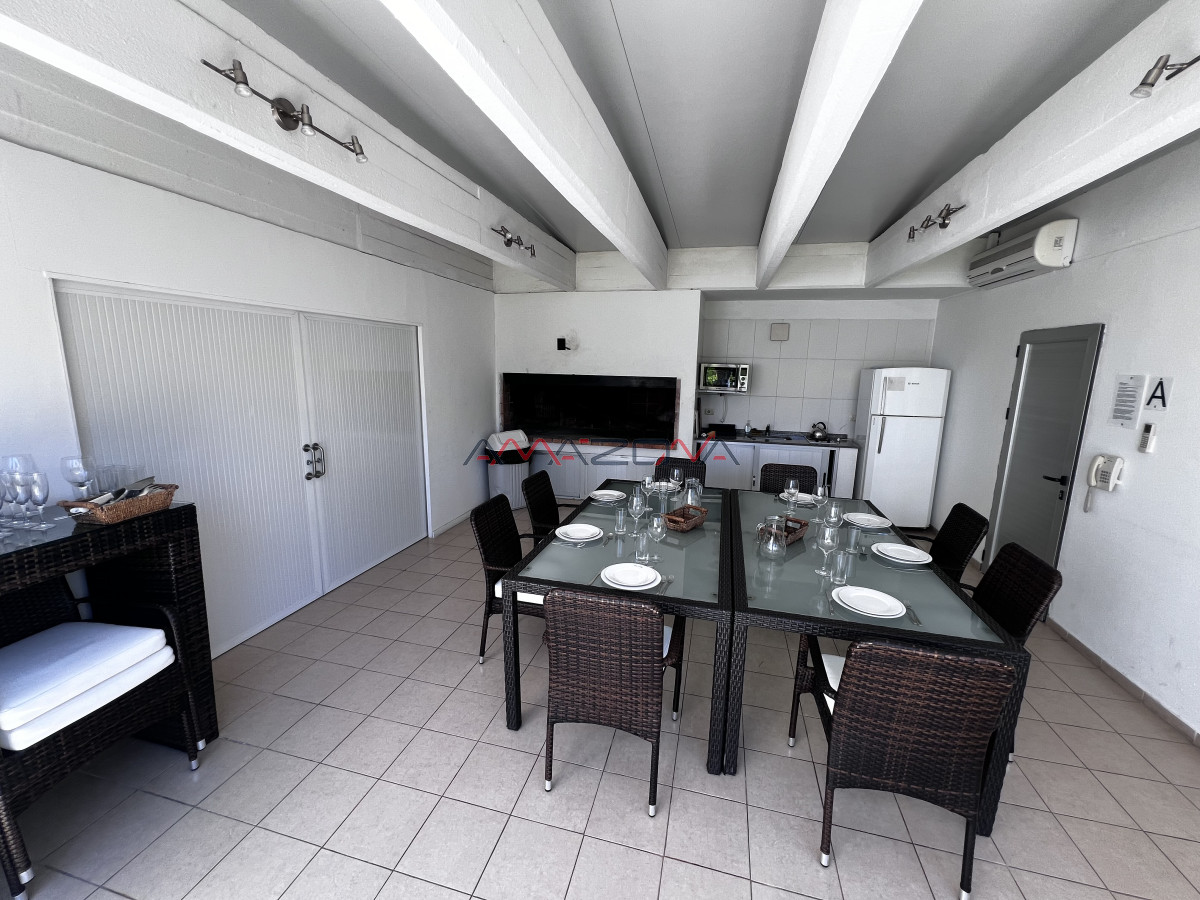 Apartamento ID.5726 - Venta Brava- Punta del Este;  4 dormitorios; 4 baños; piscina; loza radiante. Ideal para todo el año