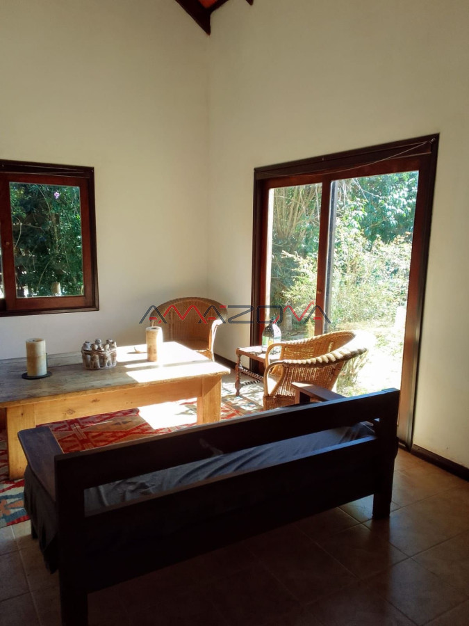 Casa ID.5598 - Vendo casa techo de plancha 4 dormitorios 