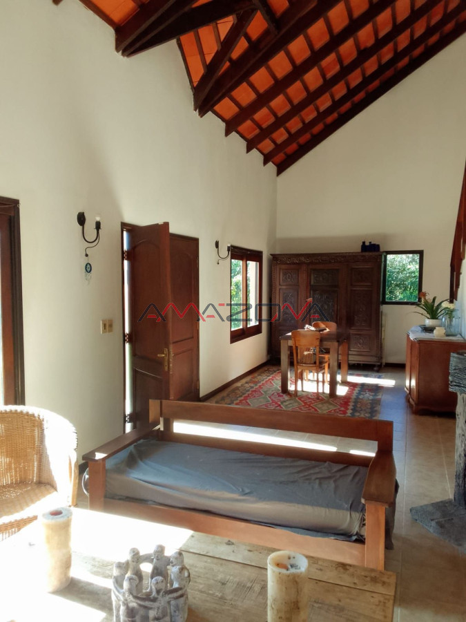 Casa ID.5598 - Vendo casa techo de plancha 4 dormitorios 