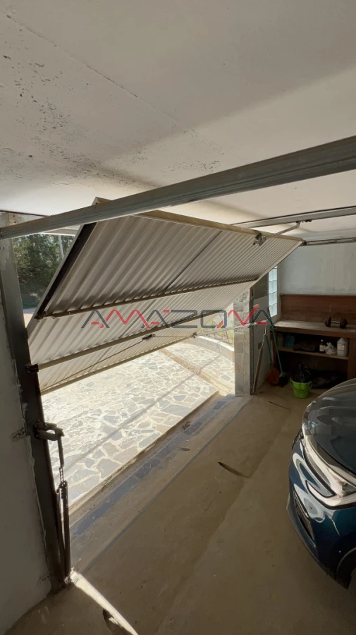 Casa ID.5782 - Venta en Exclusividad, Casa de diseño moderno, a pasos del mar; 3dormitorios; 3 baños; piscina; garaje cerrado, aire acondicionado, cercada.