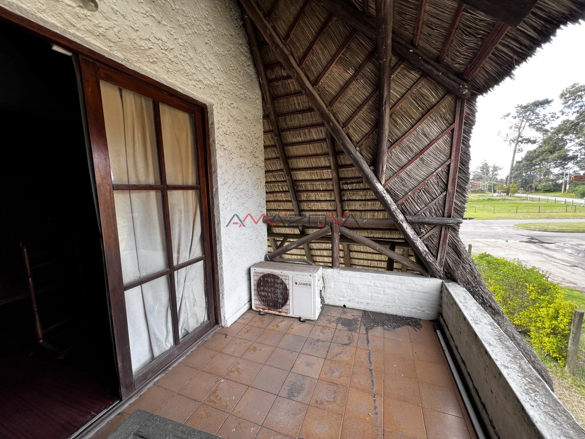 Casa ID.5745 - VENTA Casa 4 dormitorios 4 baños, toilette, parrillero, barbacoa, punta del estes