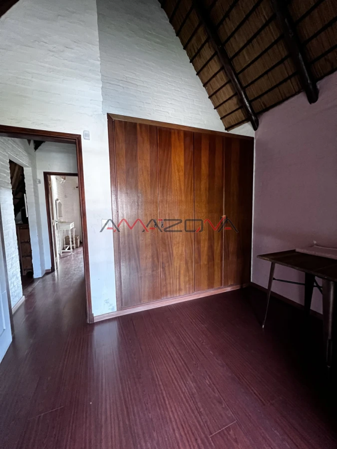 Casa ID.5745 - VENTA Casa 4 dormitorios 4 baños, toilette, parrillero, barbacoa, punta del estes