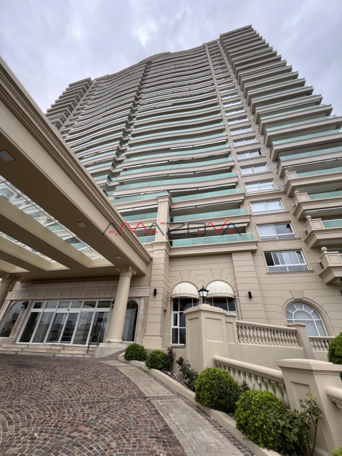 Apartamento ID.5780 - VENTA LE JARDIN RESIDENCE - ESQUINERO- MANSA-PUNTA DEL ESTE. 