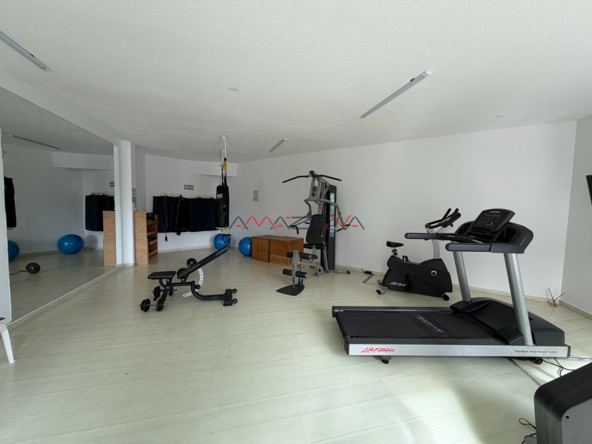 Apartamento ID.5806 - Apartamento de 2 Dormitorios y 2 baños piscina, aire acondicionado, garaje y amenities, en Roosevelt,shopping, Punta del Este