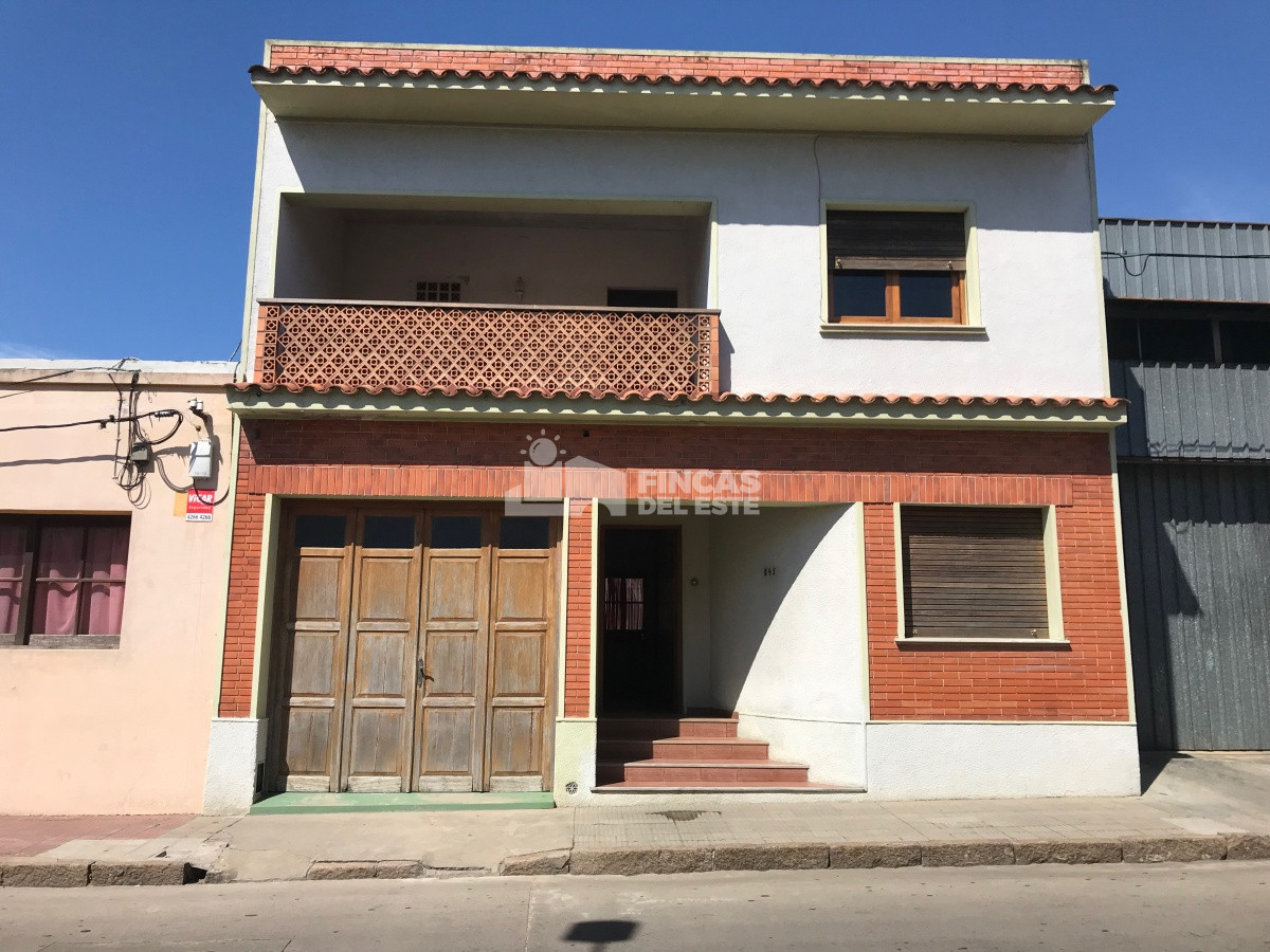Casa ID.280 - Cómoda casa de tres dormitorios en el centro de San Carlos