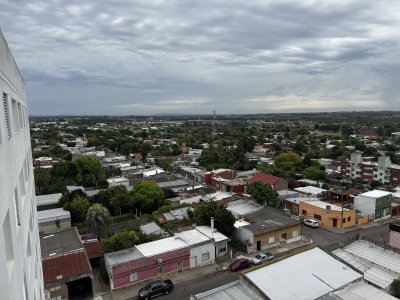 Departamento 2 dormitorios con Cochera en Torre San Carlos - PLD965A