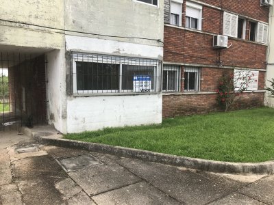 Apartamento 3 Dormitorios muy luminoso y ventilado, estacionamiento cerrado, vista al arroyo, se financia - PLD212A