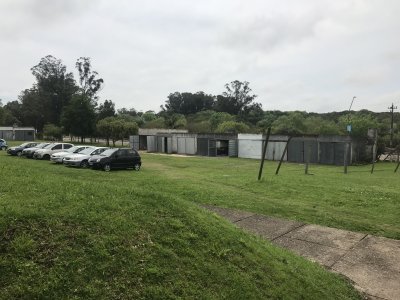 Apartamento 3 Dormitorios muy luminoso y ventilado, estacionamiento cerrado, vista al arroyo, se financia - PLD212A