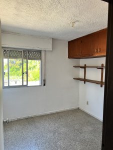Apartamento Céntrico - 4 Dormitorios, luminoso, muy ventilado. - PLD719A