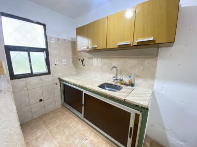 Apartamento 3 dormitorios Céntrico en venta en San Carlos - PLD811A