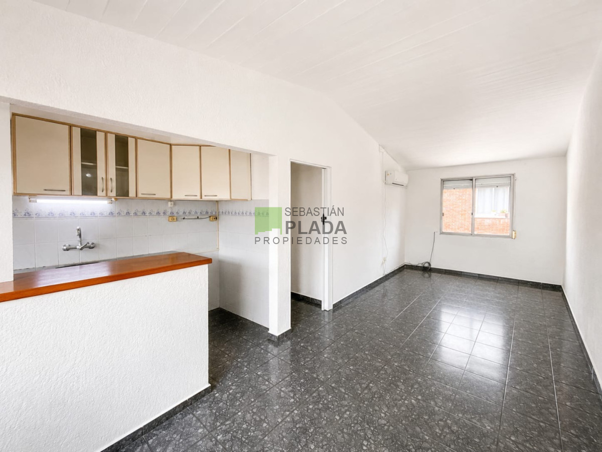 Apartamento 3 Dormitorios en Alquiler en San Carlos - PLD1088A