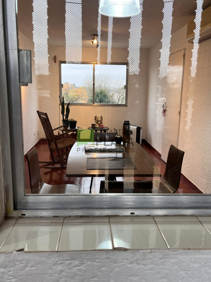 Apartamento ID.988 - Apartamento 2 Dormitorios Céntrico en Venta en San Carlos