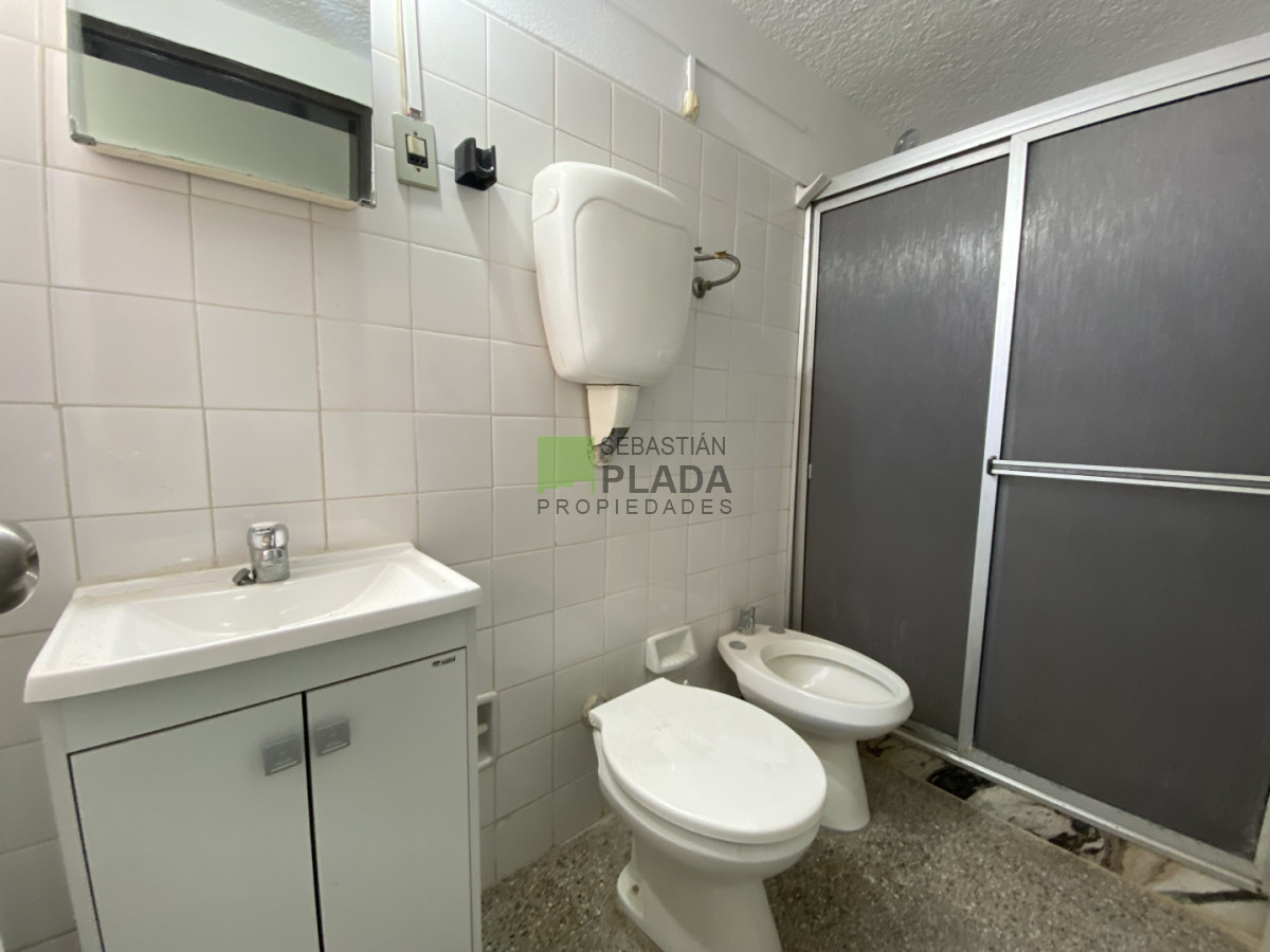 Apartamento ID.1045 - Apartamento Céntrico de 3 Dormitorios en alquiler en San Carlos