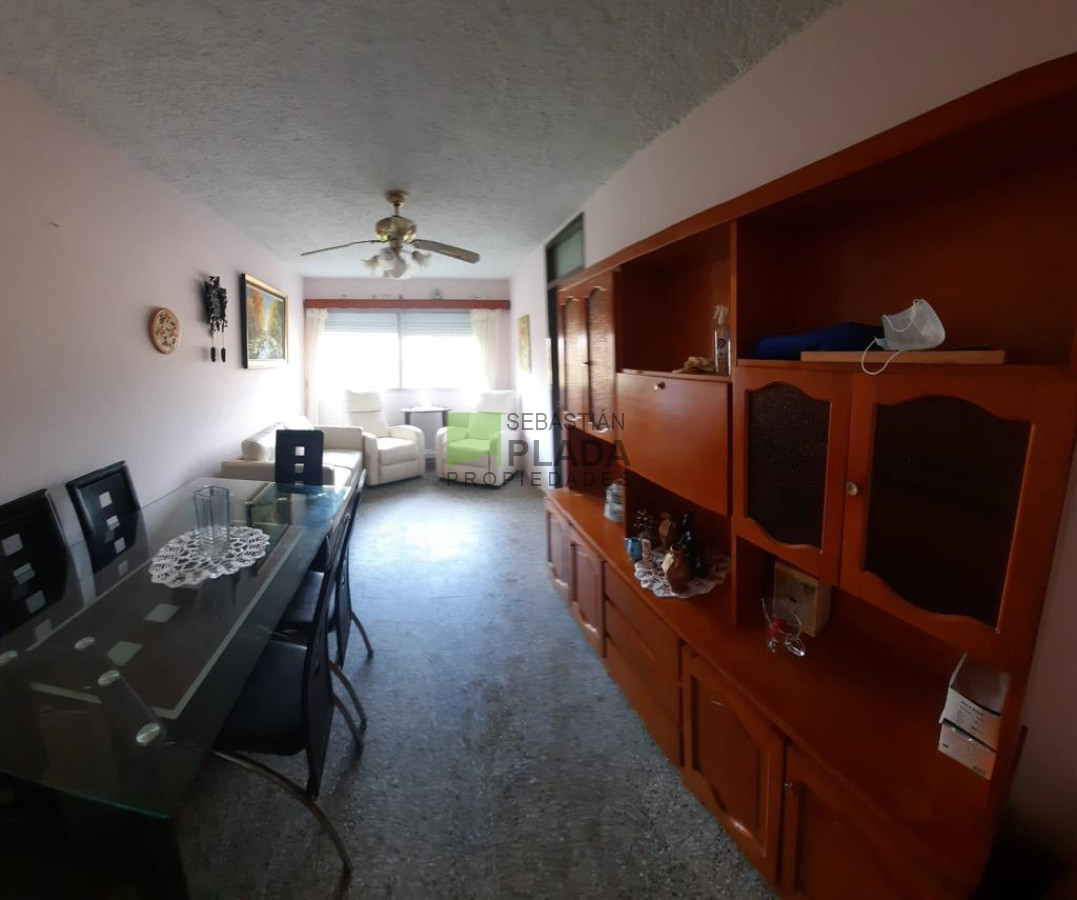 Apartamento ID.675 - Apartamento céntrico, 3 dormitorios, primer piso.-