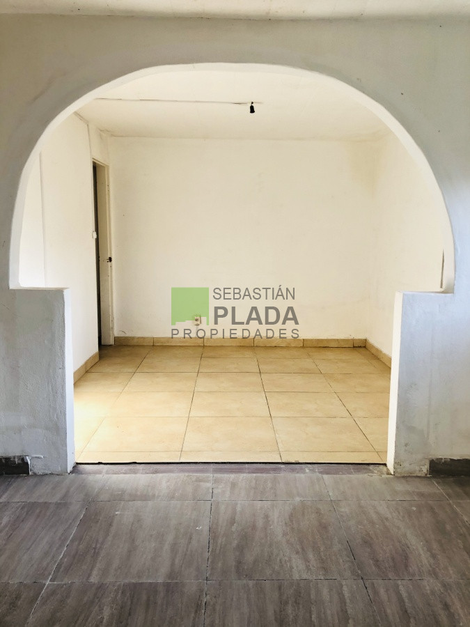 Apartamento ID.212 - Apartamento 3 Dormitorios muy luminoso y ventilado, estacionamiento cerrado, vista al arroyo, se financia