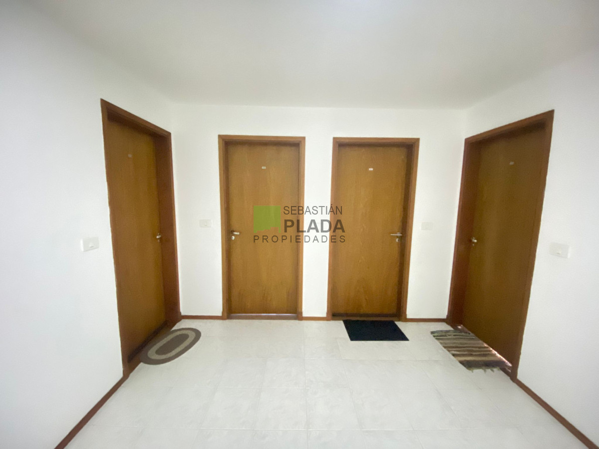 Apartamento ID.473 - Apartamento 2 Dormitorios, con cochera, en Alquiler en Torre San Carlos