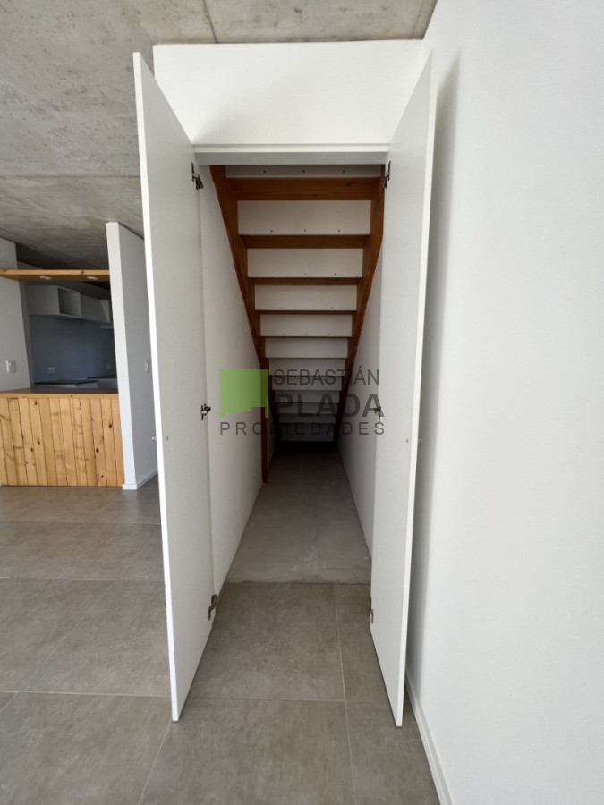 Apartamento ID.308 - ¡PRÓXIMAMENTE! Dúplex 2 dormitorios y Cochera en Alquiler en San Carlos