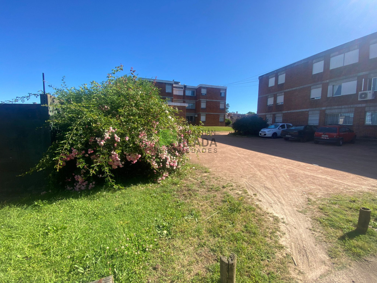 Apartamento ID.583 - Excelente oportunidad en venta! Apartamento de 3 Dormitorios en Centro de San Carlos