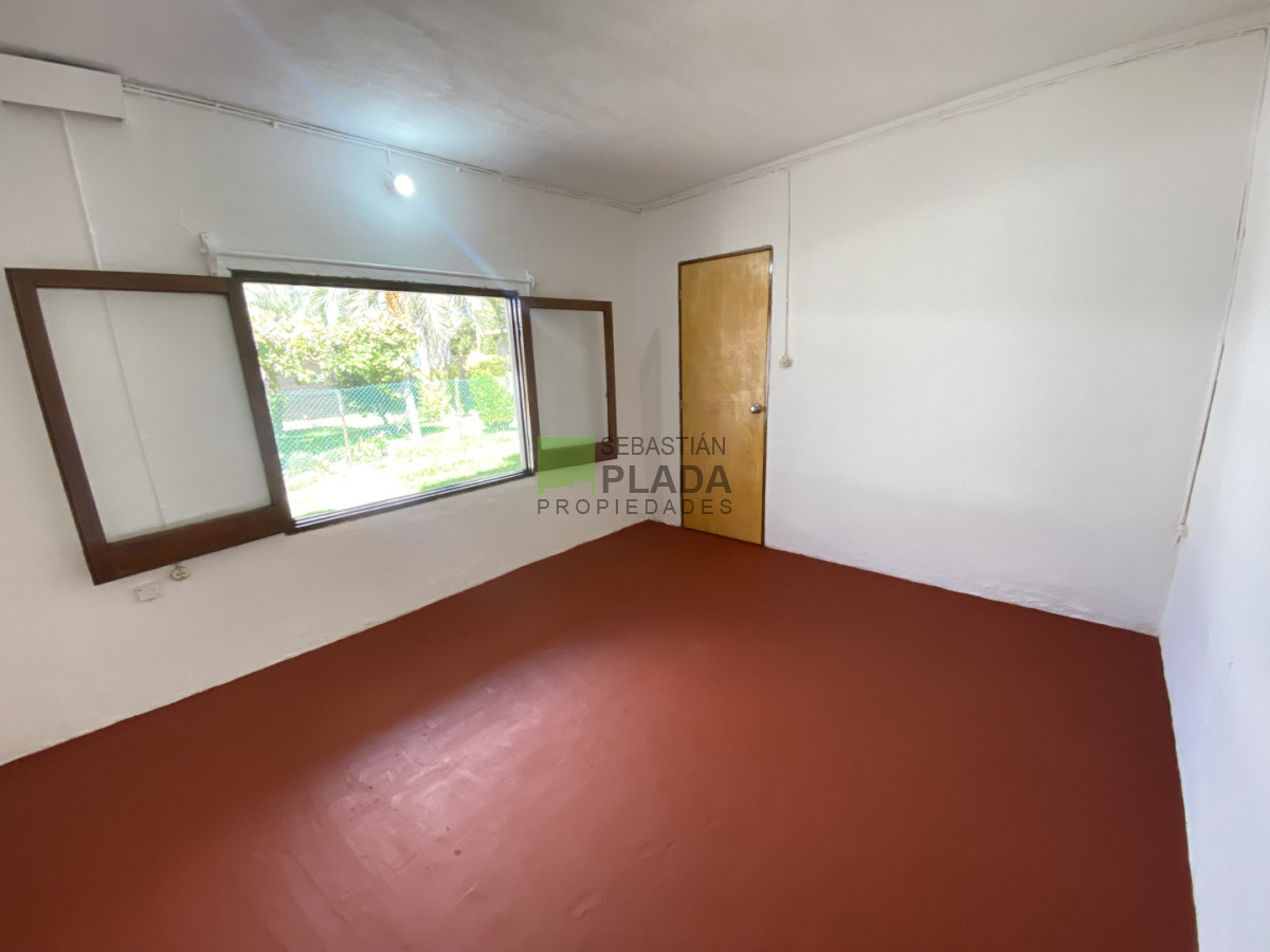 Apartamento ID.1068 - Apartamento al fondo, 1 dormitorio en Alquiler en el centro de San Carlos