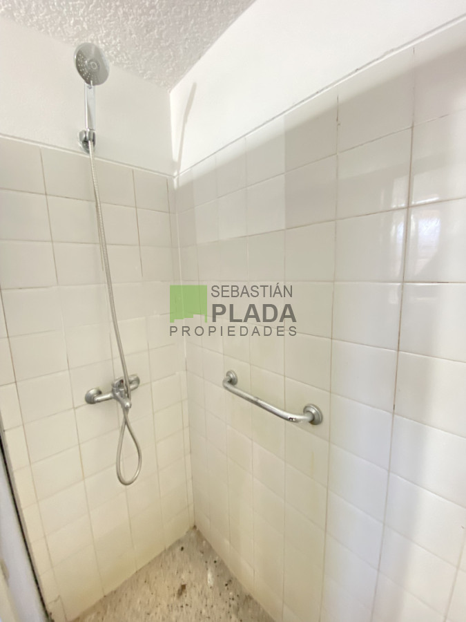 Apartamento ID.1045 - Apartamento Céntrico de 3 Dormitorios en alquiler en San Carlos
