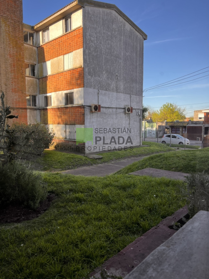 Apartamento ID.811 - Apartamento 3 dormitorios Céntrico en venta en San Carlos