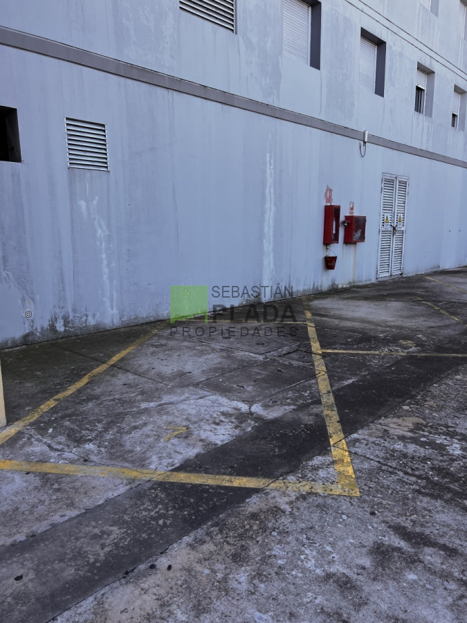 Apartamento ID.419 - Apartamento de 2 Dormitorios con cochera en Torre San Carlos