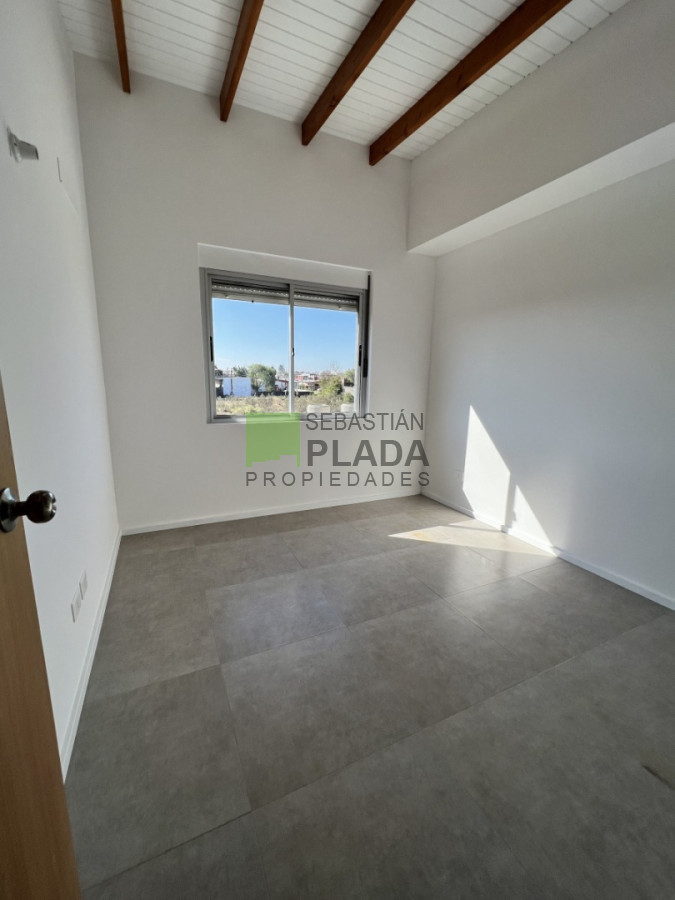 Apartamento ID.308 - ¡PRÓXIMAMENTE! Dúplex 2 dormitorios y Cochera en Alquiler en San Carlos