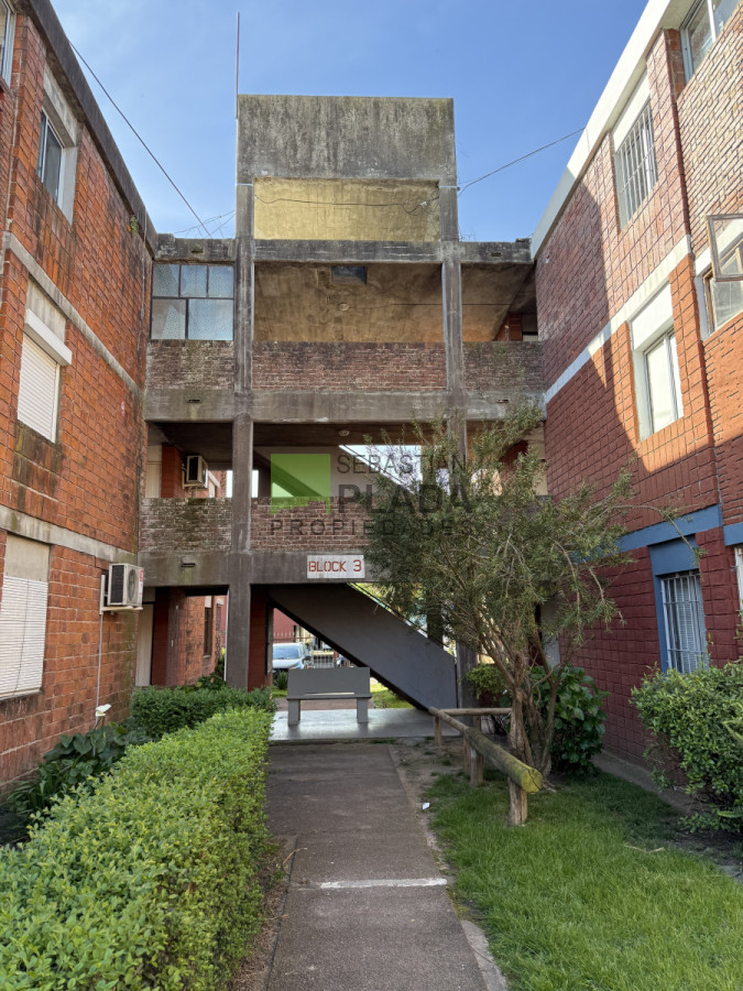 Apartamento ID.1013 - Apartamento 3 dormitorios a 2 cuadras de Plaza Artigas en Venta en San Carlos