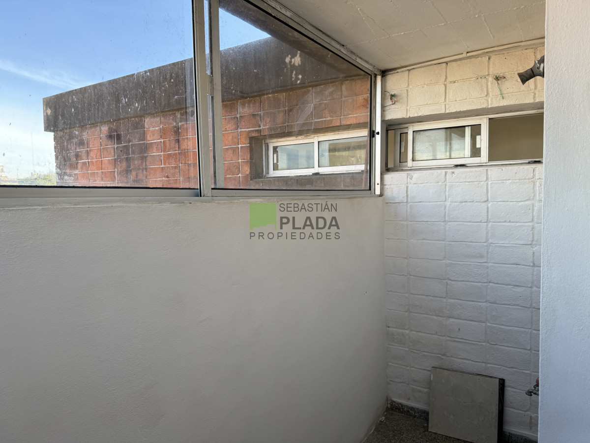 Apartamento ID.1013 - Apartamento 3 dormitorios a 2 cuadras de Plaza Artigas en Venta en San Carlos