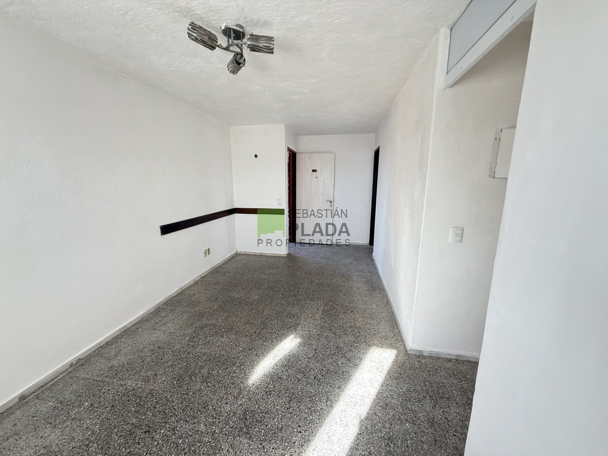 Apartamento ID.1013 - Apartamento 3 dormitorios a 2 cuadras de Plaza Artigas en Venta en San Carlos