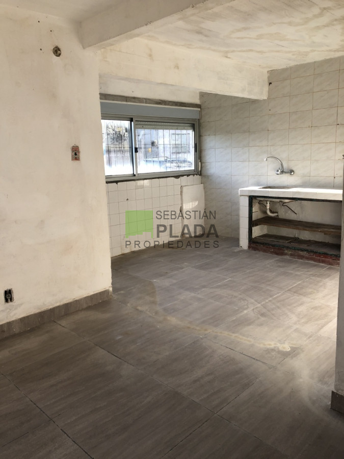 Apartamento ID.212 - Apartamento 3 Dormitorios muy luminoso y ventilado, estacionamiento cerrado, vista al arroyo, se financia