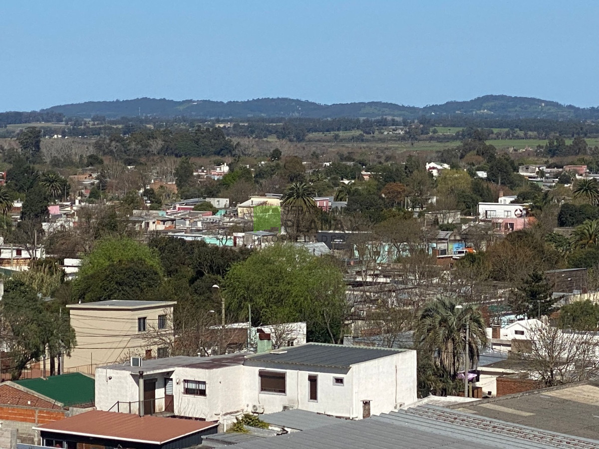 Apartamento ID.473 - Apartamento 2 Dormitorios, con cochera, en Alquiler en Torre San Carlos