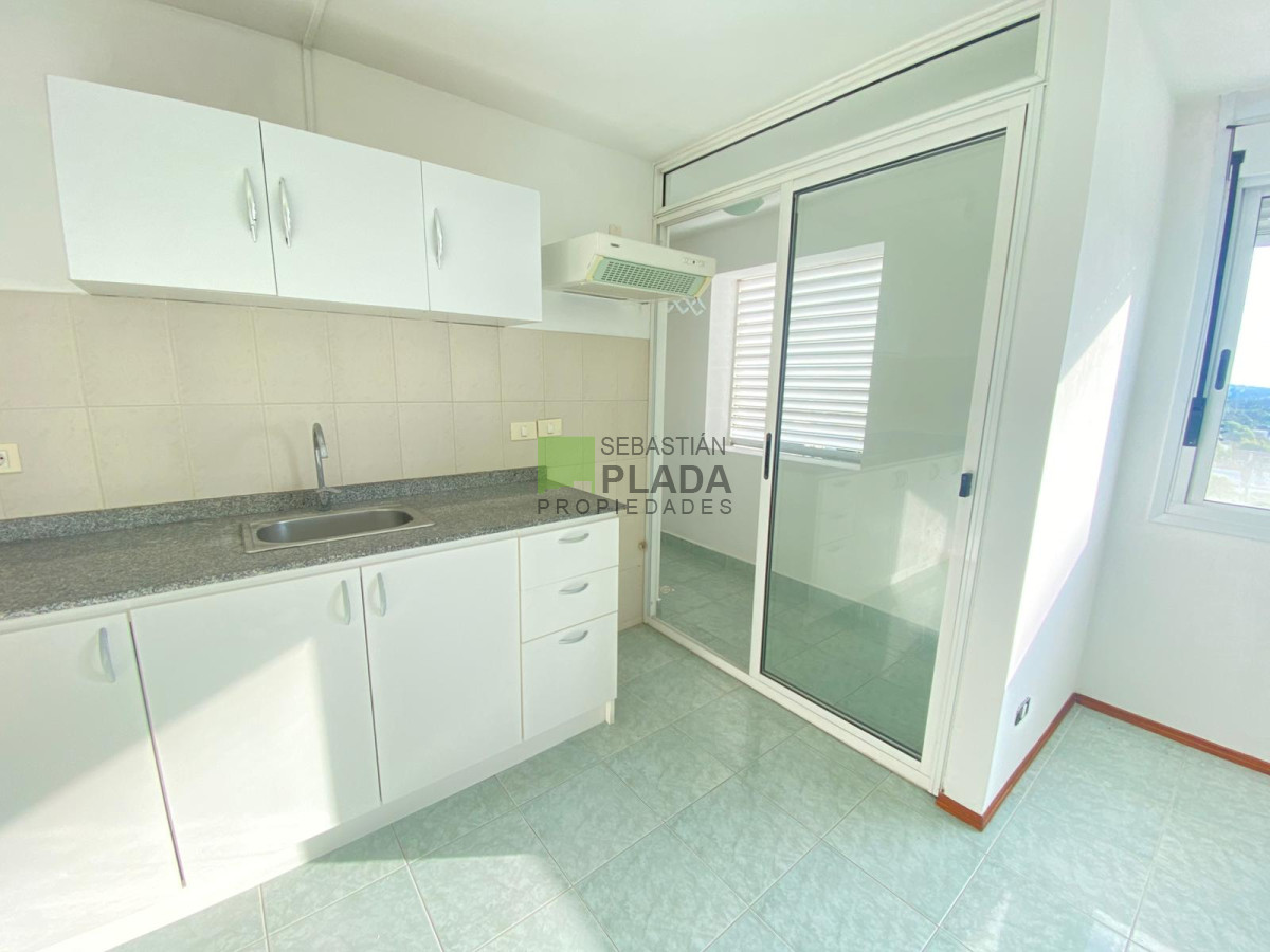 Apartamento ID.973 - Apartamento en San Carlos, Centro San Carlos