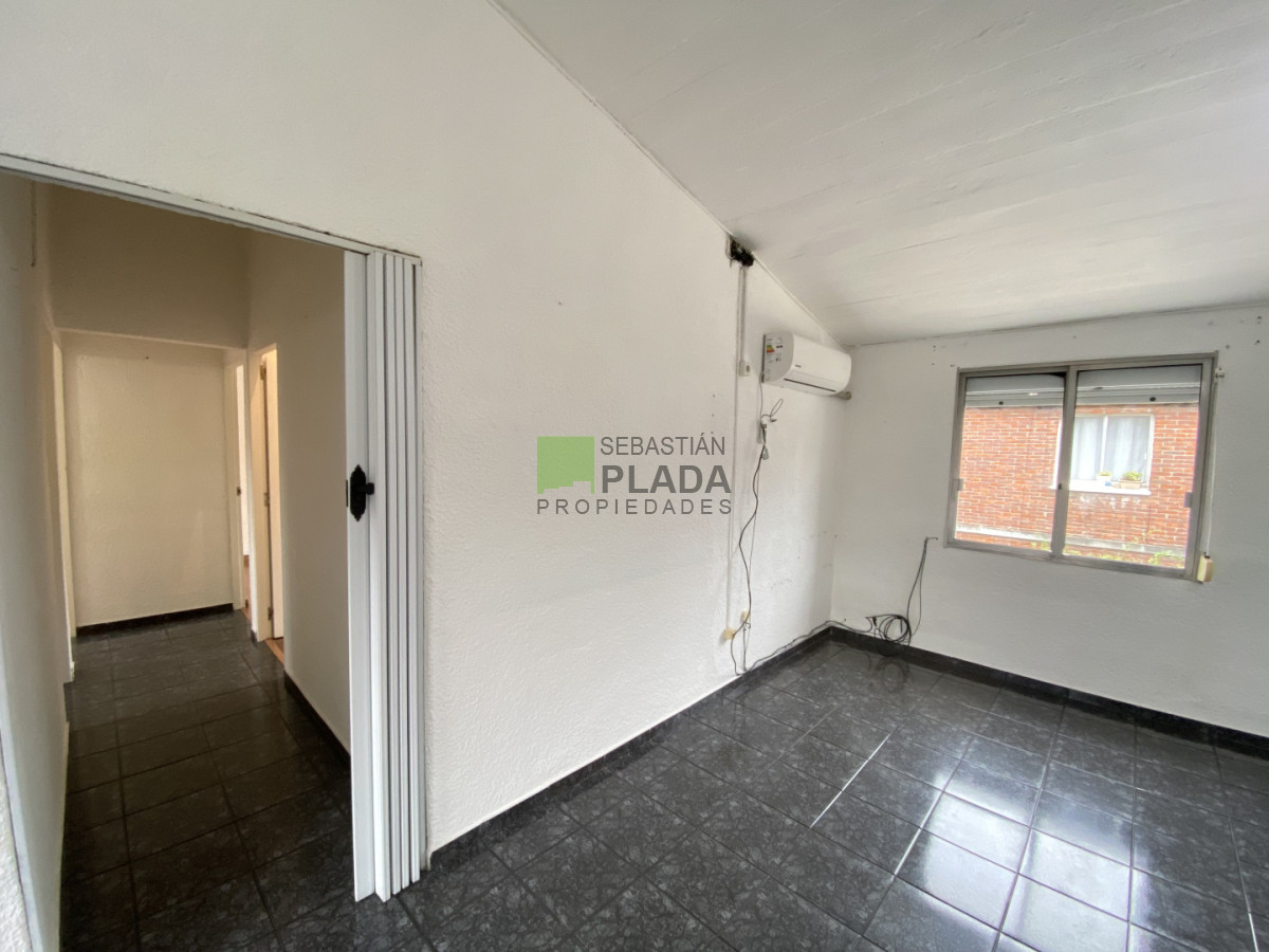 Apartamento ID.1088 - Apartamento 3 Dormitorios en Alquiler en San Carlos